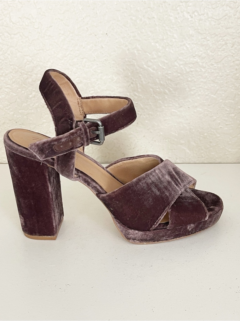 Madewell Vanessa Brown Velvet Heeled Sandals chunky block heel - Picture 13 of 13